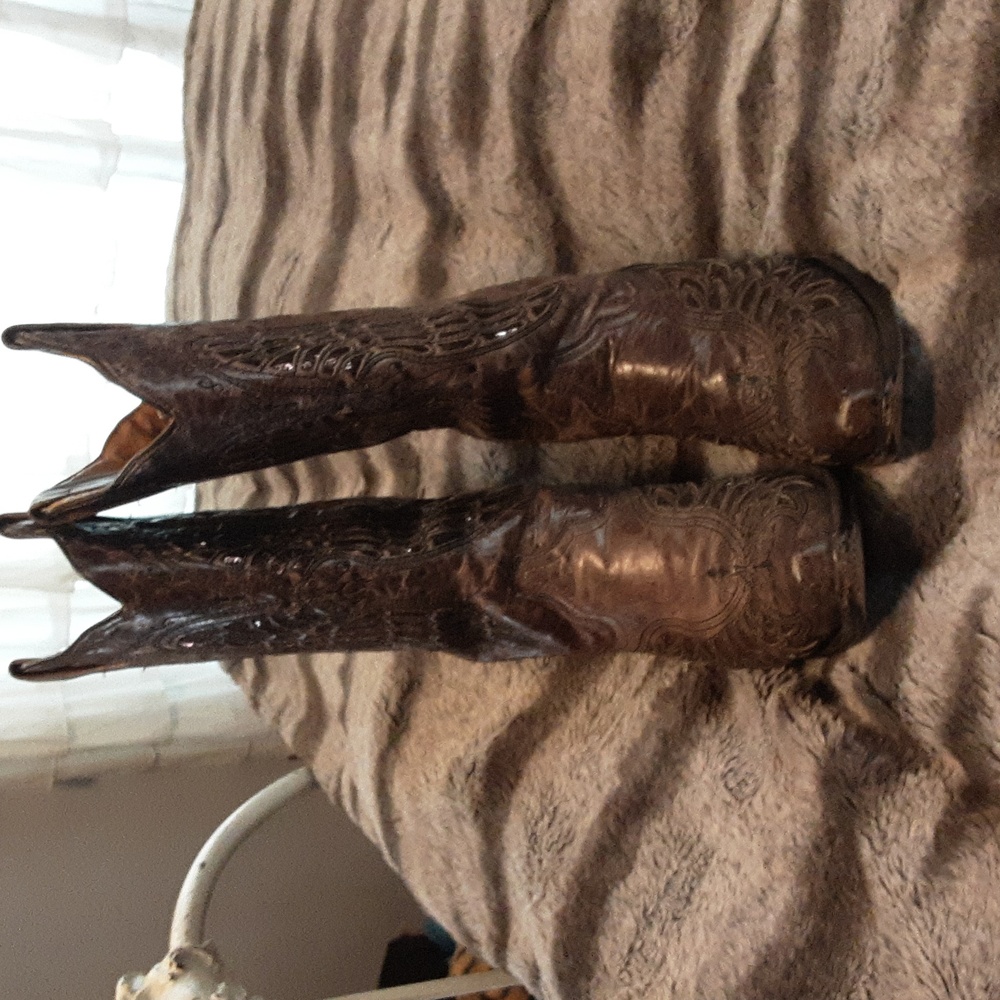 Corral boots